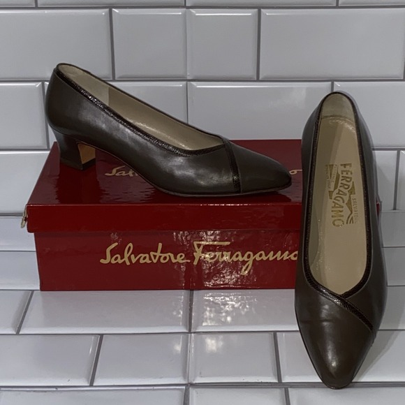 Salvatore Ferragamo Shoes - SALVATORE FERRAGAMO Women's Kitten Pump 1.75" Heels Brown Leather size 6.5